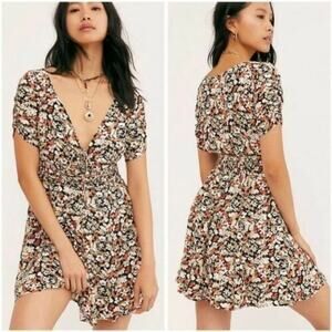Free People Forget Me Nor Smocked Ruched Mini Dress Size 10 Floral Boho Preppy